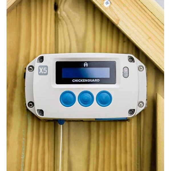 Chickenguard Premium Met Timer En Lichtsensor 2 Chickenguard Premium Met Timer En Lichtsensor - Afbeelding 2