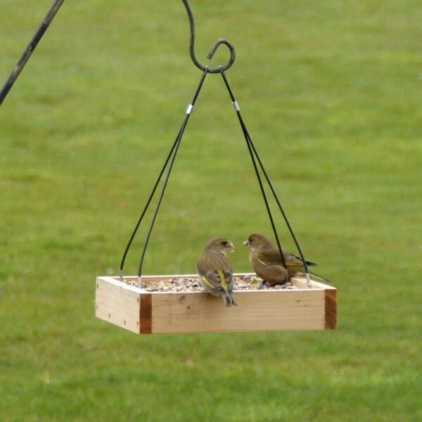Hangende Voedertafel - Duurzaam En Modern 1 Hangende Voedertafel - Duurzaam En Modern